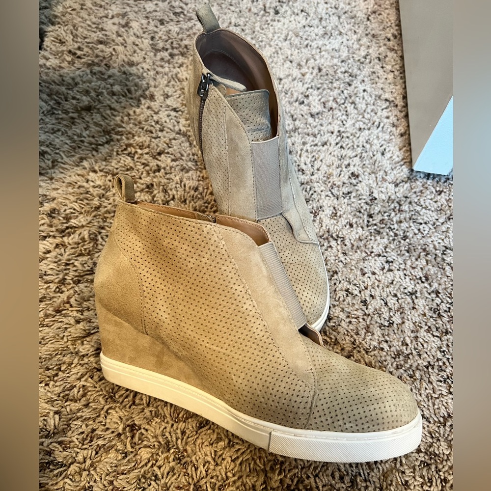 Linea Paolo Wedge Sneaker